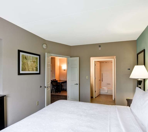 Homewood Suites by Hilton Aurora Naperville - Aurora, IL