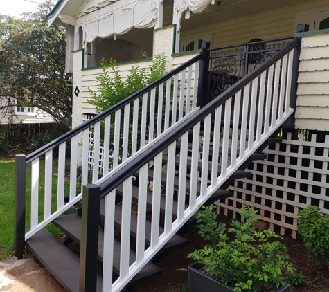 Garden City Maintenance & Repairs - Harristown, QLD. Qualified Carpentry Services
