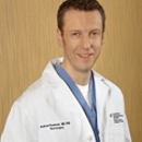 Andrew B Dr. MD - Physicians & Surgeons