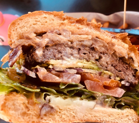 Anny's Fine Burger - Santee, CA