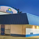 Days Inn by Wyndham Elizabeth City - Motels