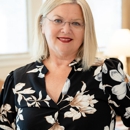 Loretta Henry Real Estate Agent - Real Estate Agents