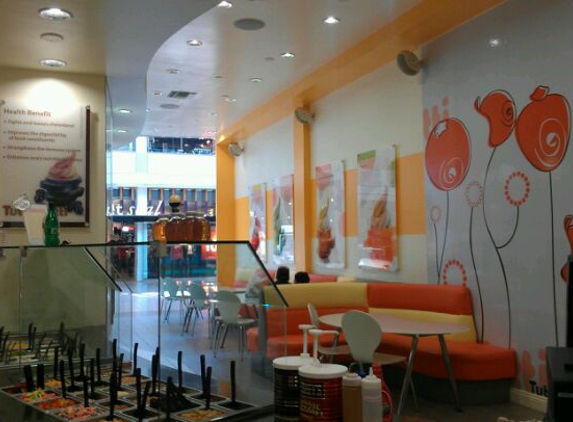 Tutti Frutti Frozen Yogurt - Santa Ana, CA