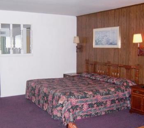 Townsman Motel - Independence, KS