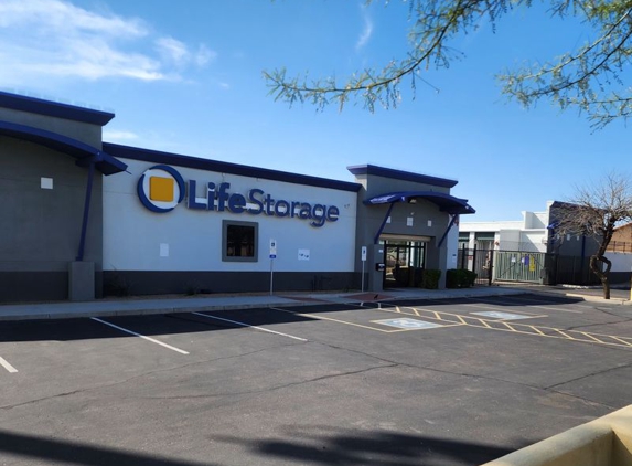 Life Storage - Phoenix, AZ