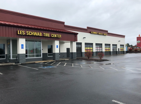 Les Schwab Tires - Scappoose, OR