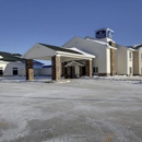 Cobblestone Inn and Suites - Bottineau - Bed & Breakfast & Inns