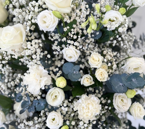 Newcastle Flowers By Design - New Lambton, NSW. Wedding Flowers
