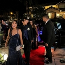 Deluxe Limousine Service - Airport Transportation