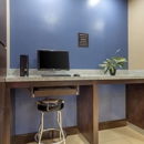 Best Western Plus Longhorn Inn & Suites - Hotels