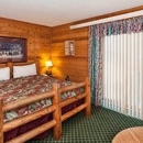 Voyageur Lakewalk Inn - Motels