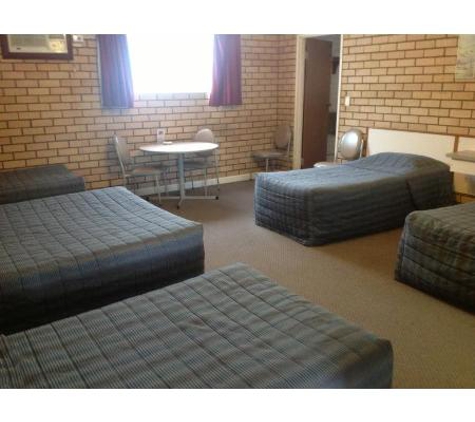 Country Manor Motor Inn - Nyngan, NSW