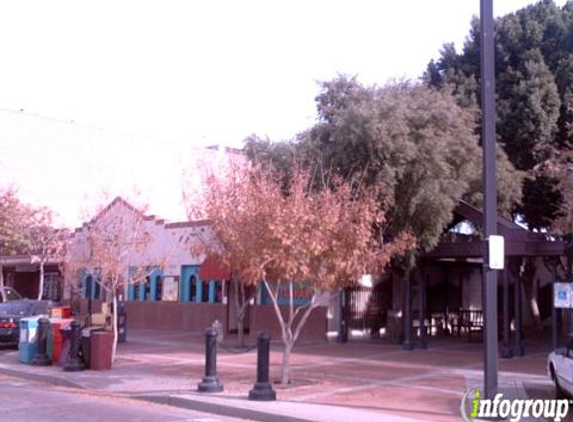 Bitzee Mama's Restaurants - Glendale, AZ