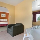 EconoLodge - Motels