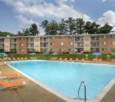 Chestnut Hill Apartments - Hillcrest Heights, MD