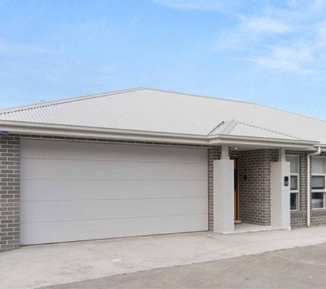 Sian Silk-King Property - Nowra, NSW
