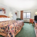 Days Inn by Wyndham Topeka - Hotels