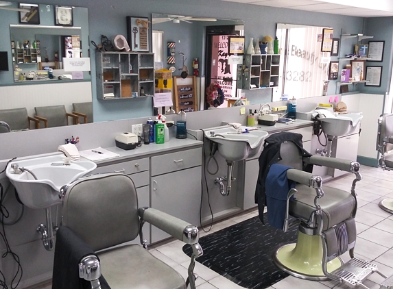 Kay's Barber & Beauty Shop - Leesburg, FL