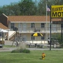 Hawkeye Motel - Hotels