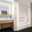 Tru by Hilton Dallas Market Center - Hotels