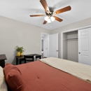 University Oaks - Apartments