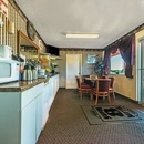 Super 8 by Wyndham Eastland - Hotels