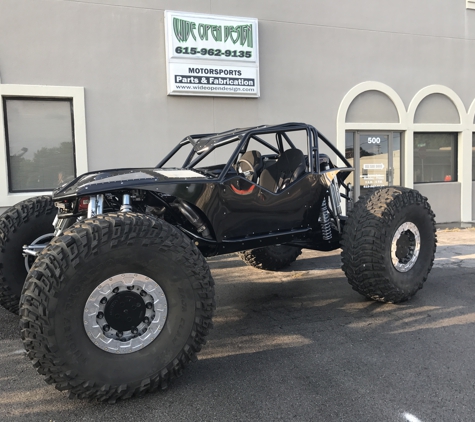 Wide Open Design: Off Road Parts & Fab - Murfreesboro, TN. Buggy in front of store