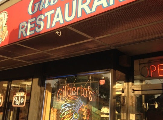 Gilberto's Cafeteria - North Bergen, NJ