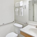 Super 8 by Wyndham Clearwater/St. Petersburg Airport - Hotels