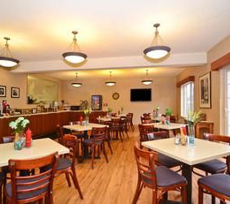 Best Western Plus Park Place Inn & Suites - Chehalis, WA