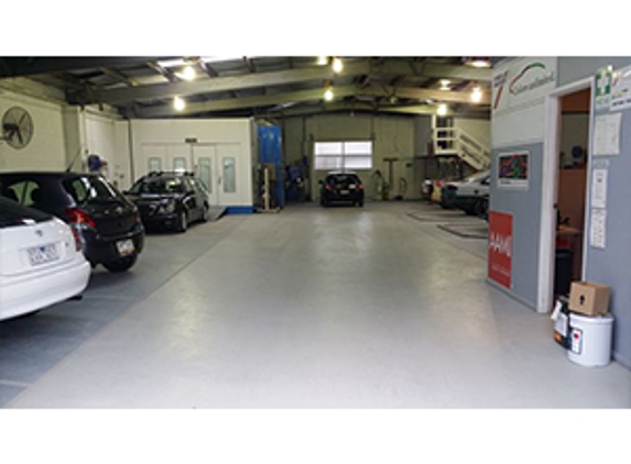 Dandy Smash Repairs - Dandenong, VIC