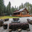 NW Comfy Cabins Vacation Rentals - Vacation Homes Rentals & Sales