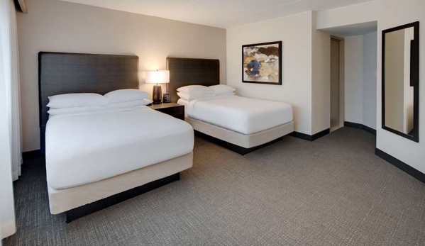 Embassy Suites by Hilton Detroit Troy Auburn Hills - Troy, MI