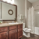 Overlook at Stone Oak Park Apartments