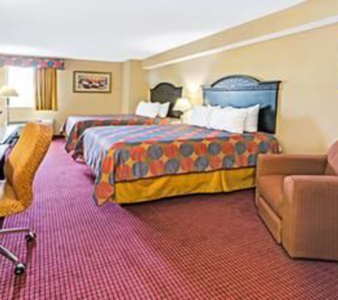 Days Inn & Suites by Wyndham Jeffersonville IN - Jeffersonville, IN