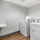 Spark by Hilton Akron Fairlawn - Hotels