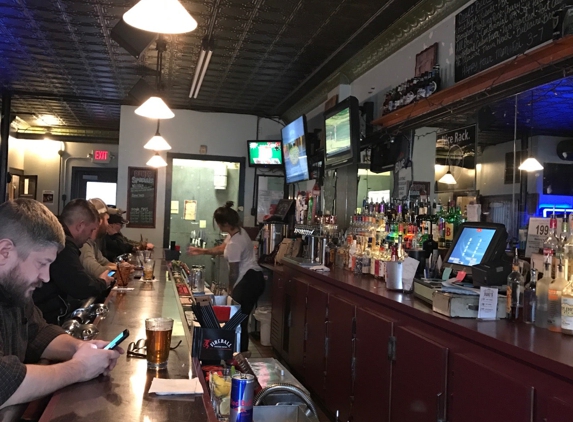 Duke's Bar - Grand Rapids, MI