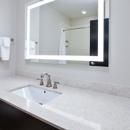 Holiday Inn Express & Suites Duncan by IHG - Hotels