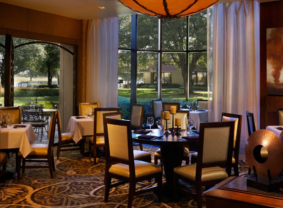 Trevi's Restaurant - Omni Mandalay - Irving, TX