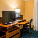 Fairfield Inn & Suites - Hotels