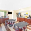 Days Inn by Wyndham Florence/I-95 North - Hotels