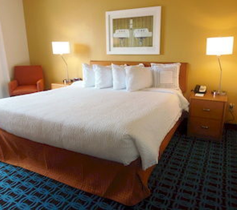 Fairfield Inn & Suites - Indianapolis, IN