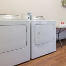 Days Inn by Wyndham Elizabethtown - Motels