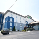 Holiday Inn Express & Suites Caryville by IHG - Hotels