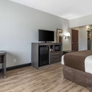 Best Western Plus Victoria Inn & Suites - Hotels