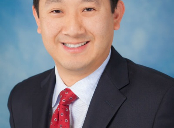 Morgan Naichi Chen, MD - Patchogue, NY