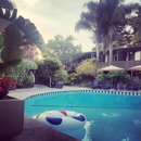 Dinah's Poolside Restaurant - American Restaurants
