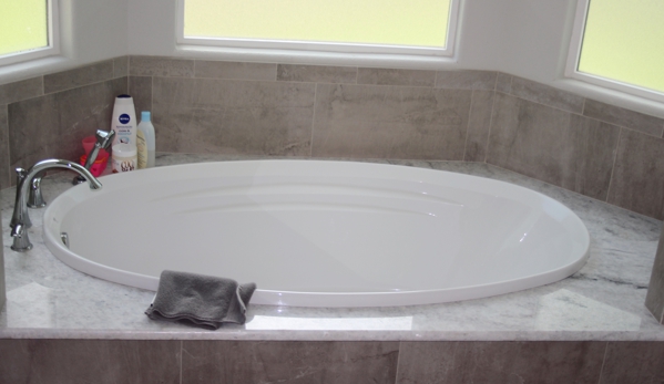 Prado's  Marble and Granite - San Antonio, TX. Beautiful tub surround