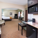 Holiday Inn Express & Suites Victoria by IHG - Hotels