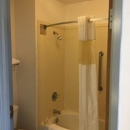 Days Inn by Wyndham Lake Village - Motels